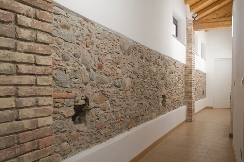 Progetto di recupero cascinale per realizzazione di residenza realizzato da Fulvio Miatello, a Vedano Olona